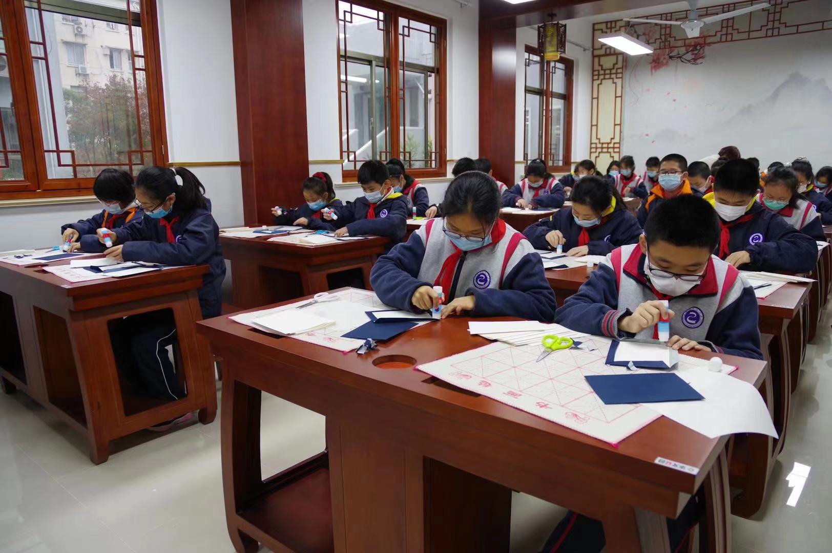 古籍装帧、书法楹联……包头中学以“美好教育”打造初中“强校”