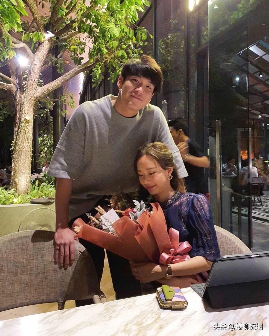 泰星alek和toey公开谈恋爱,泰星alek的女友