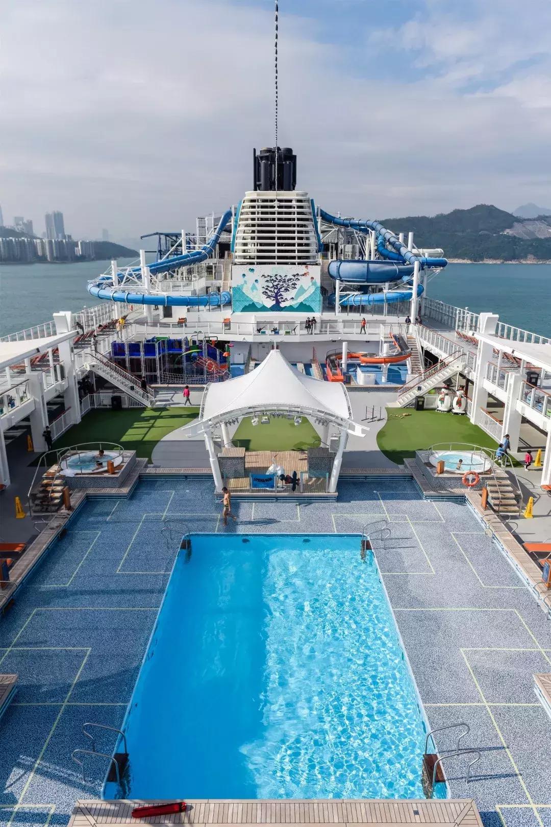 荣获2019年最佳中国母港邮轮的“星梦邮轮”到底有多酷？奢华体验