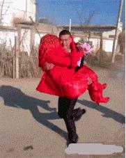 搞笑gif趣图姑娘有话好好说别动手,开心一刻gif搞笑动图