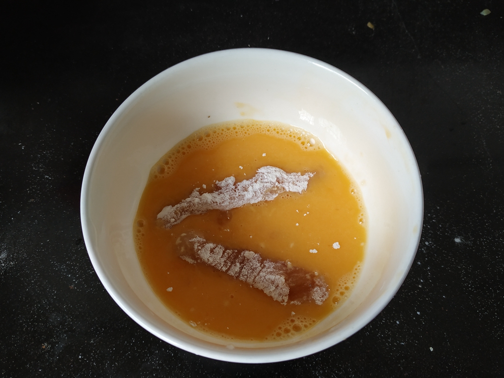 炸鸡条怎么做酥脆好吃,炸鸡胸条怎么做酥脆好吃