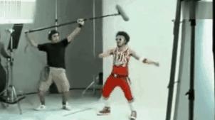 为什么女生尿尿需要纸巾擦，而男生不用？不能学男生抖抖吗？