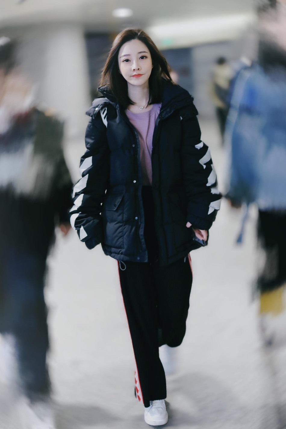 冯提莫斗鱼一姐霸屏,冯提莫御姐脸