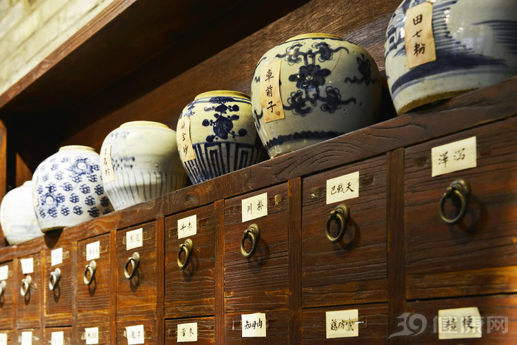 传奇老字号安宫牛黄丸,六神丸的传奇