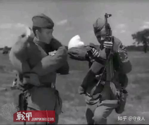 世界上第一个发明ak的人,世界上最经典的ak