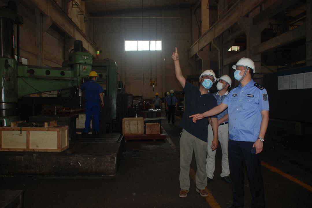 高高兴兴上班平平安安回家下联,高高兴兴上班平平安安回家文案