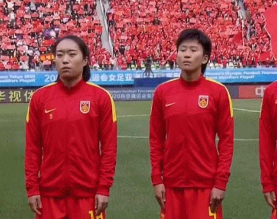 23岁国脚破门难救主,足坛最不可思议的门线解围