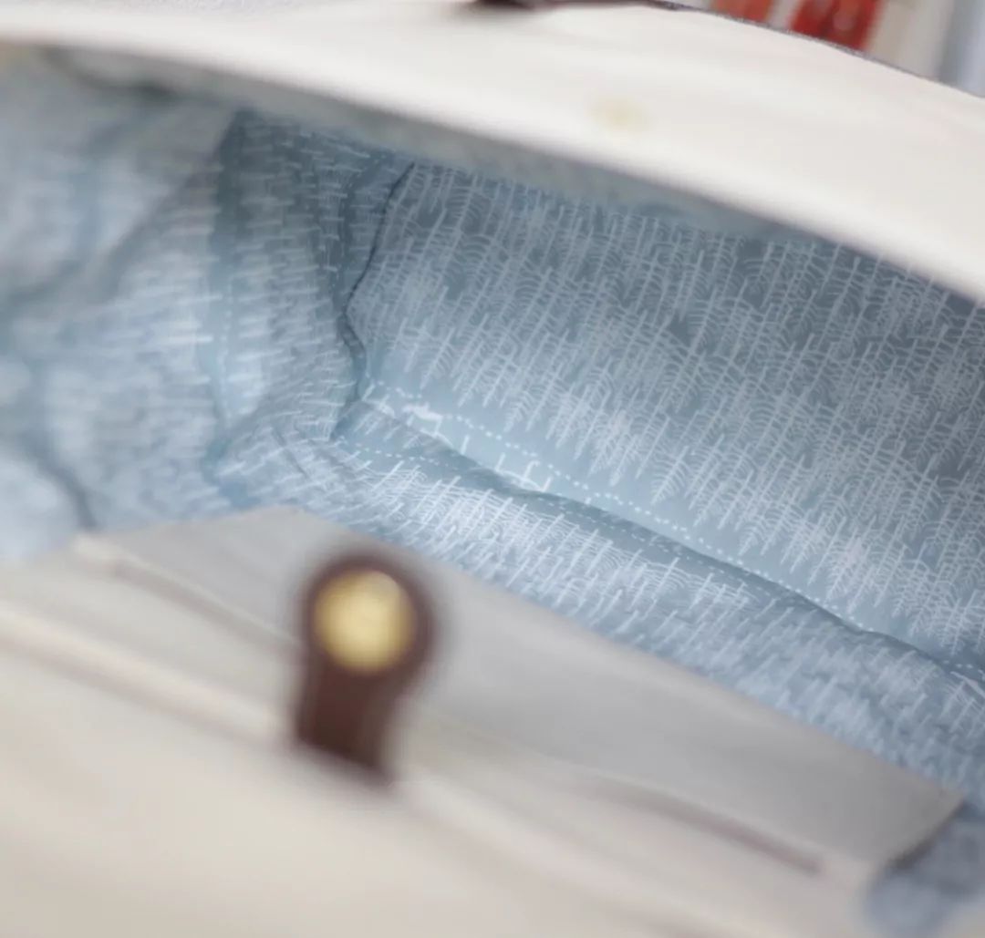 日本买三宅一生包能带回国吗,日本本土三宅一生包便宜吗