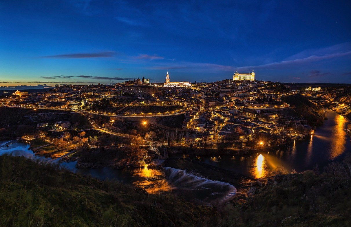 单反夜景拍摄技巧,单反相机如何拍出好看的夜景