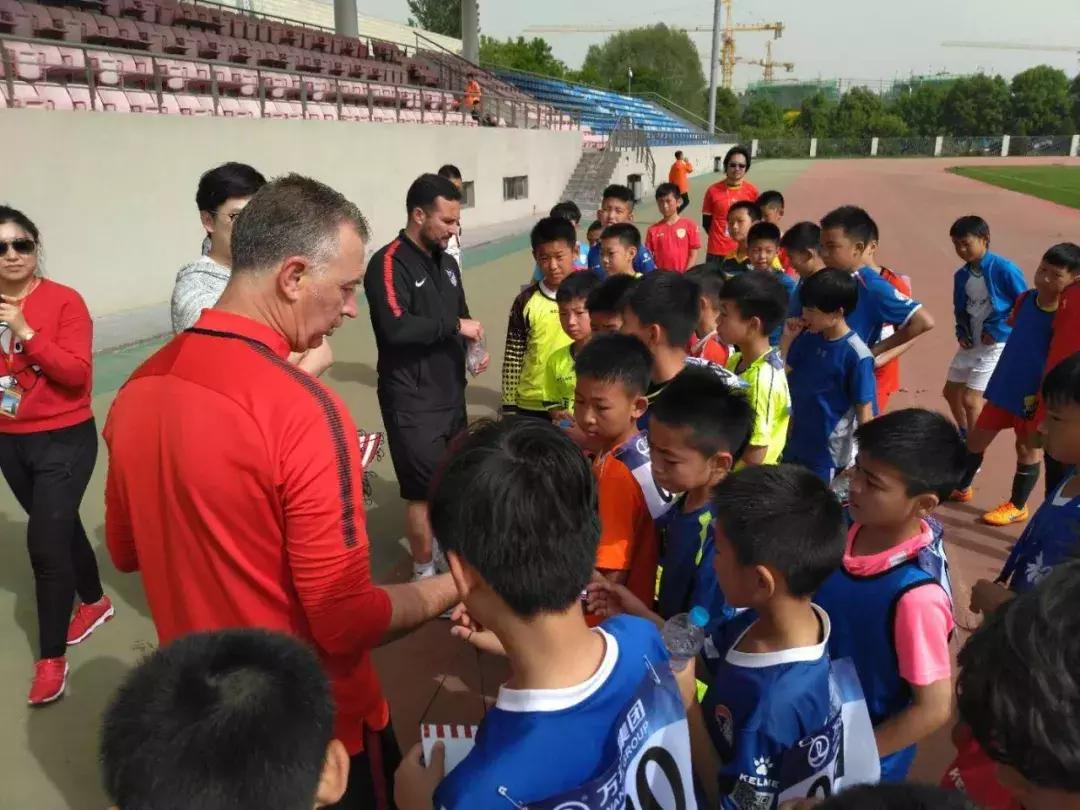 中国足协致信感谢哪些俱乐部,中国足球小将感谢信