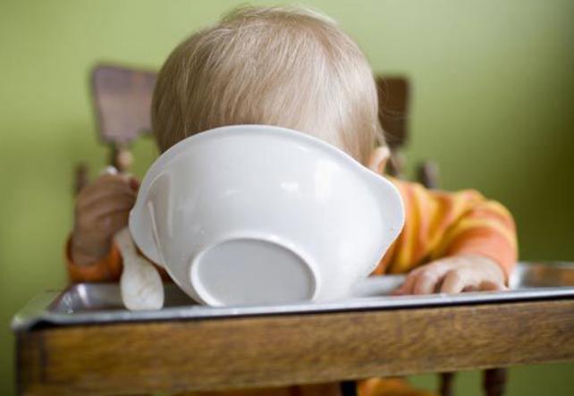 孩子总是吃饭不消化怎么办,幼儿吃饭慢老师怎么和家长沟通