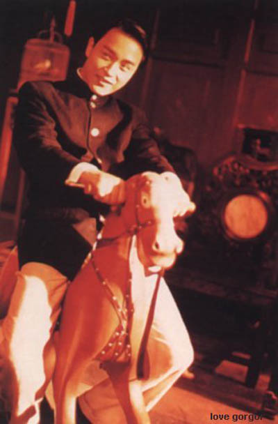 陈凯歌代表作是什么,陈凯歌执导张国荣巩俐周迅出演