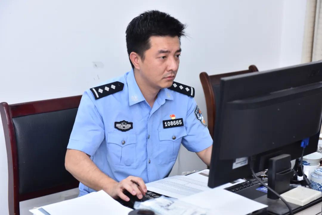 【碚警先锋——奋进新时代榜样在身边⑫】王旭：忠诚守净土真情捍民生