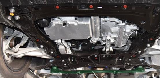 开车胸闷想吐是怎么回事,开车胸闷气短心慌