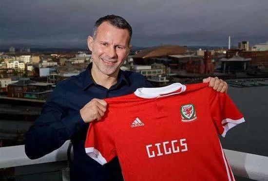 执教自己top10!实况21赛季十大既是教练又是球员的传奇