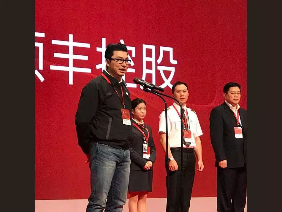 顺丰董事长王卫的管理之道,顺丰总裁王卫维护快递小哥