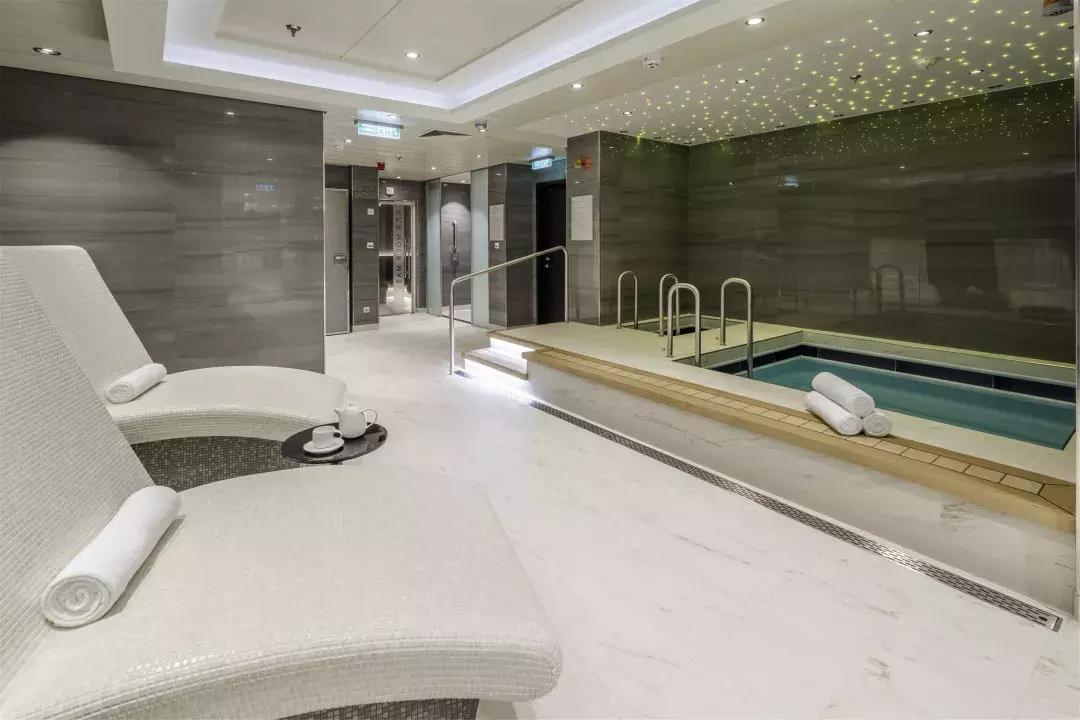 荣获2019年最佳中国母港邮轮的“星梦邮轮”到底有多酷？奢华体验