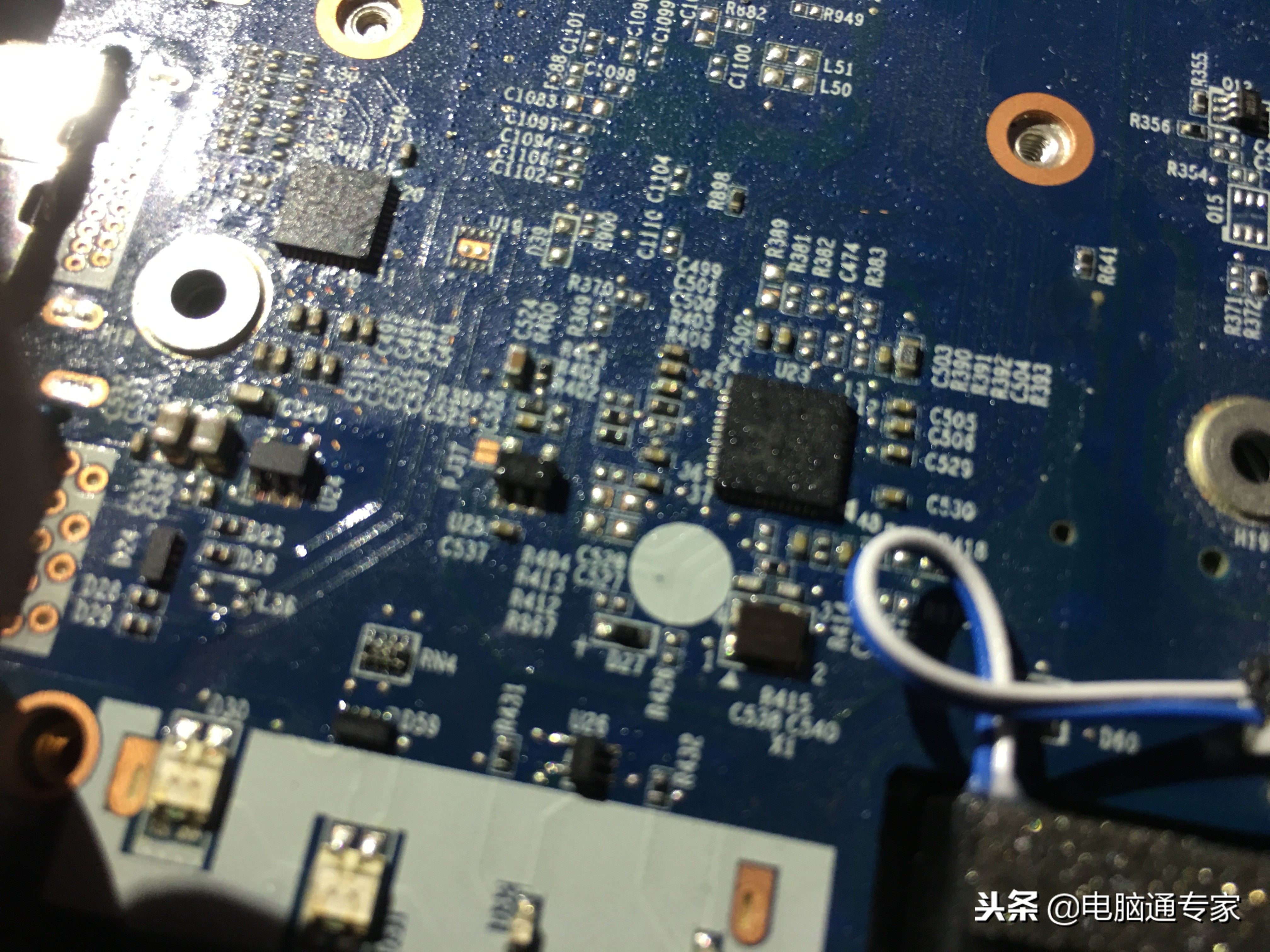 电脑进水了怎么快速补救,电脑进水了怎么紧急处理