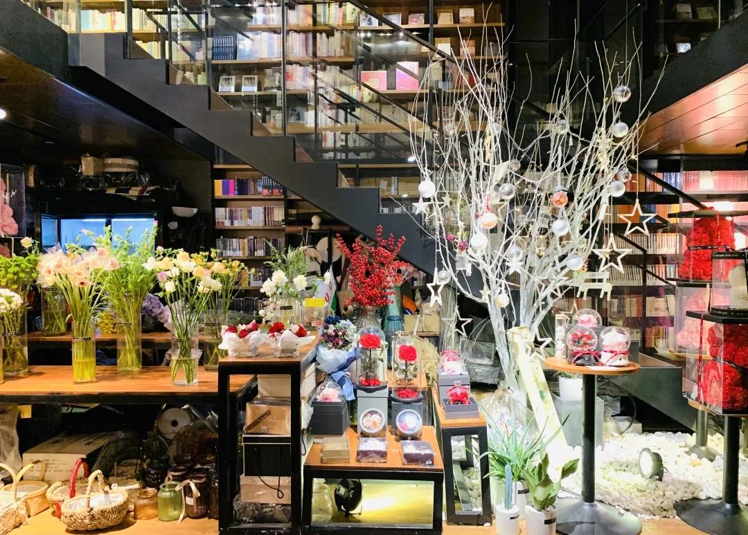 用阅读触摸成都｜在成都不能错过的10家书店（下）