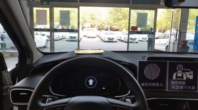 北京现代第四代胜达详细介绍,正面竞争和错位竞争