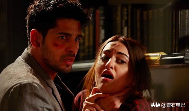 10月院线片的遗珠《天作谜案》，豆瓣6.8给低了，追车巷战反套路