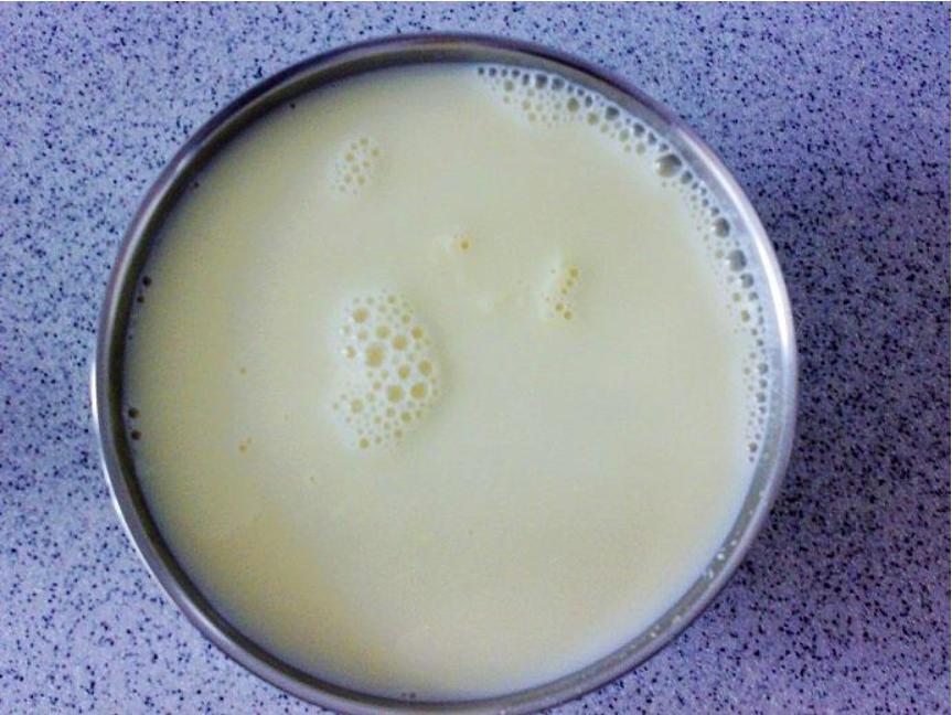 双胞胎姐妹花喝豆浆,双胞胎姐妹一个喝牛奶一个喝豆浆