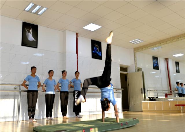 富源八中领导班子,富源八中冬季运动会