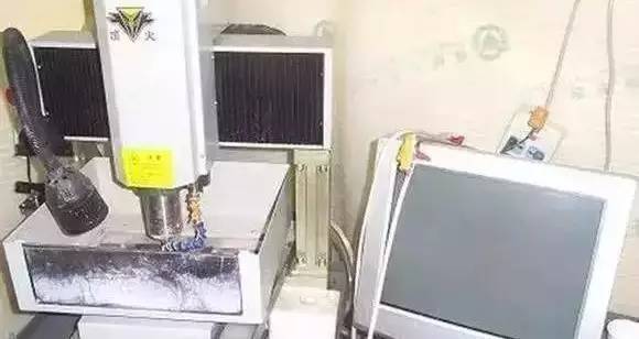 植入机械,机器雕刻好做吗