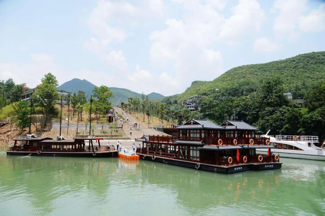 张家界风景区旅游景点介绍词,茅岩河平湖游玩攻略