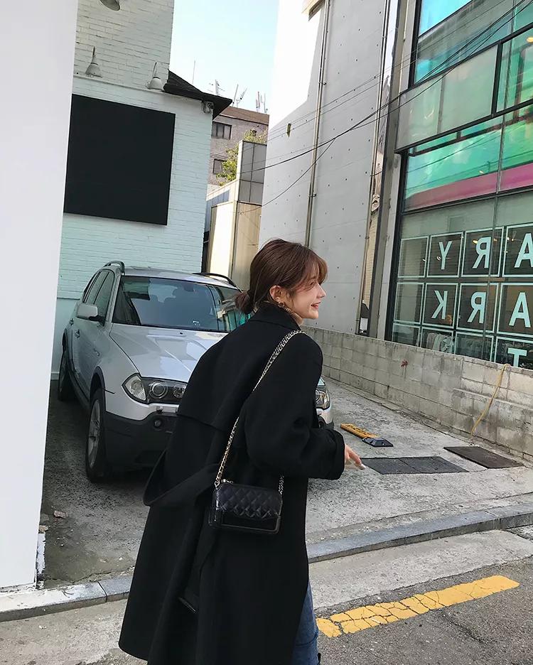 韩系欧尼风衣外套,韩国欧尼黑色大衣搭配