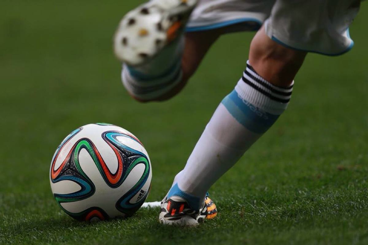 足球比赛中的公平竞赛,足球竞赛规则的理念与精神