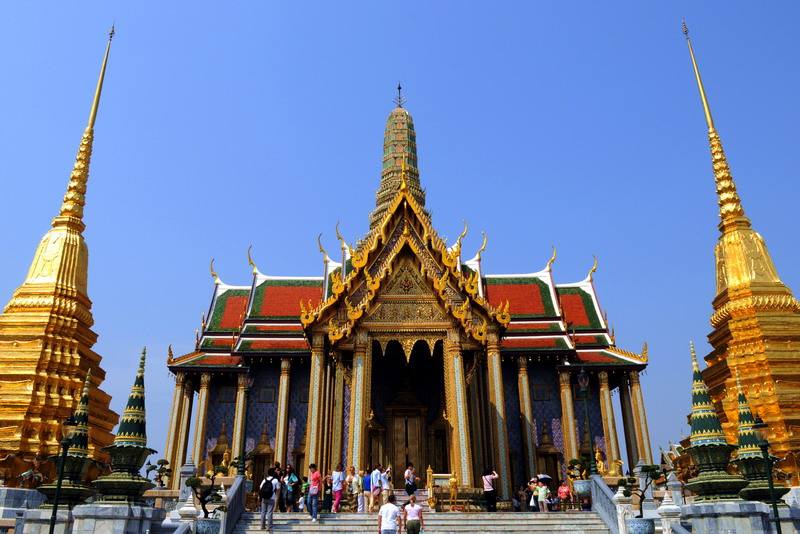 泰国酒吧为什么不让印度人进去,泰国酒吧去玩危险吗