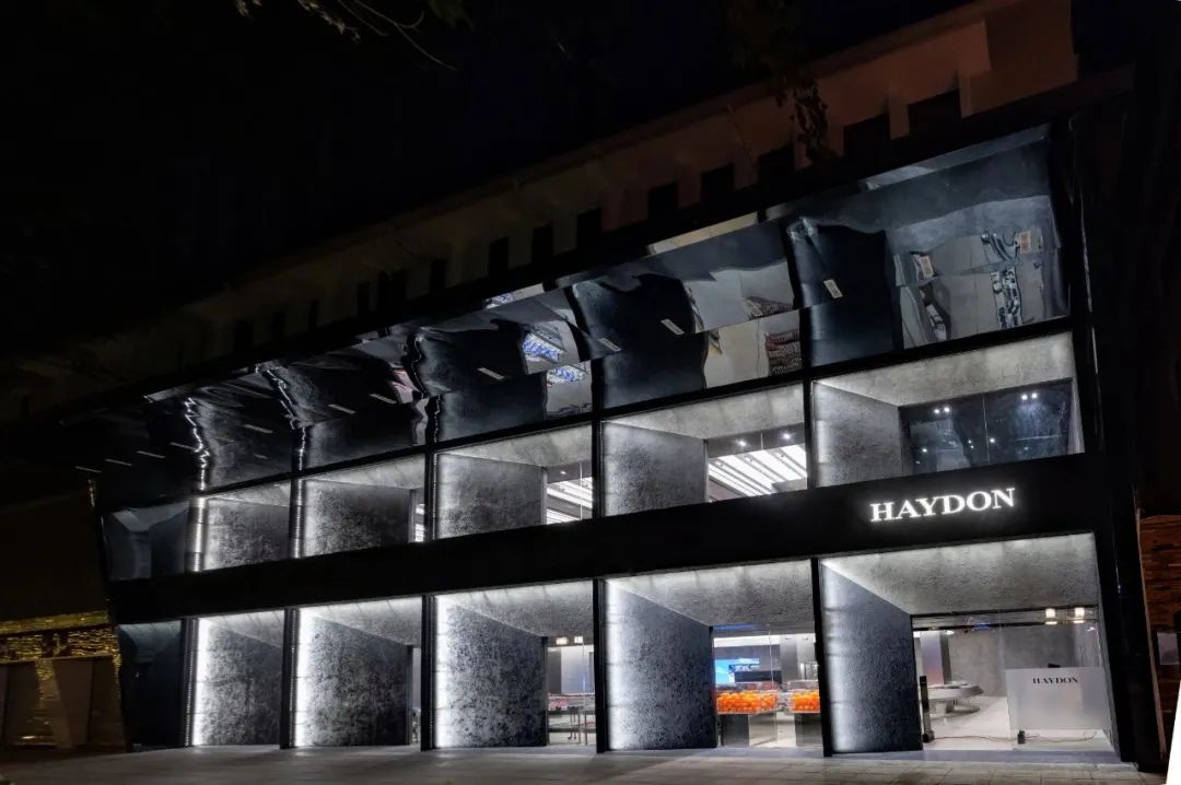 广州、武汉惊现“黑洞”，被“吸”进的消费者几乎没人空手而出