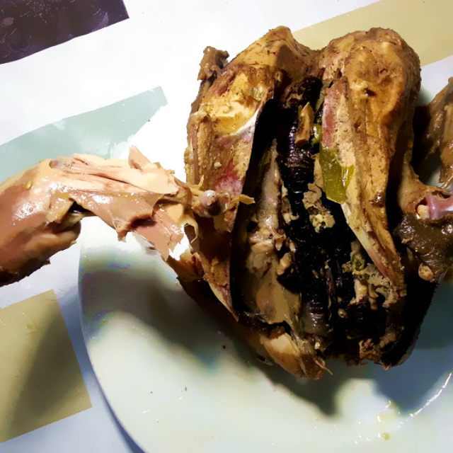 常熟特产叫花鸡怎么吃,常熟名菜叫花鸡