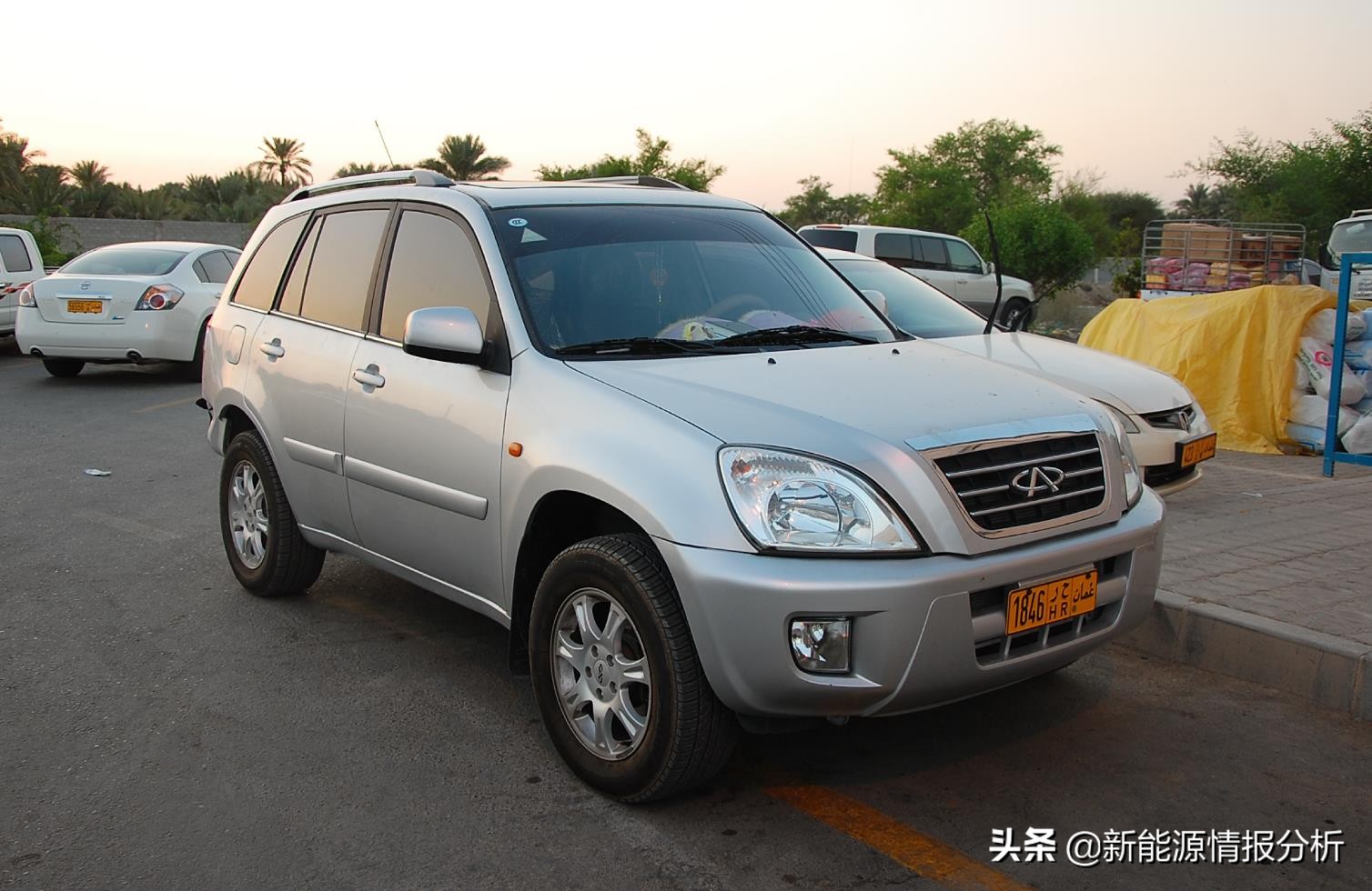 闃挎浖鏃ヨ,闃挎浖琛楀ご闅忔媿