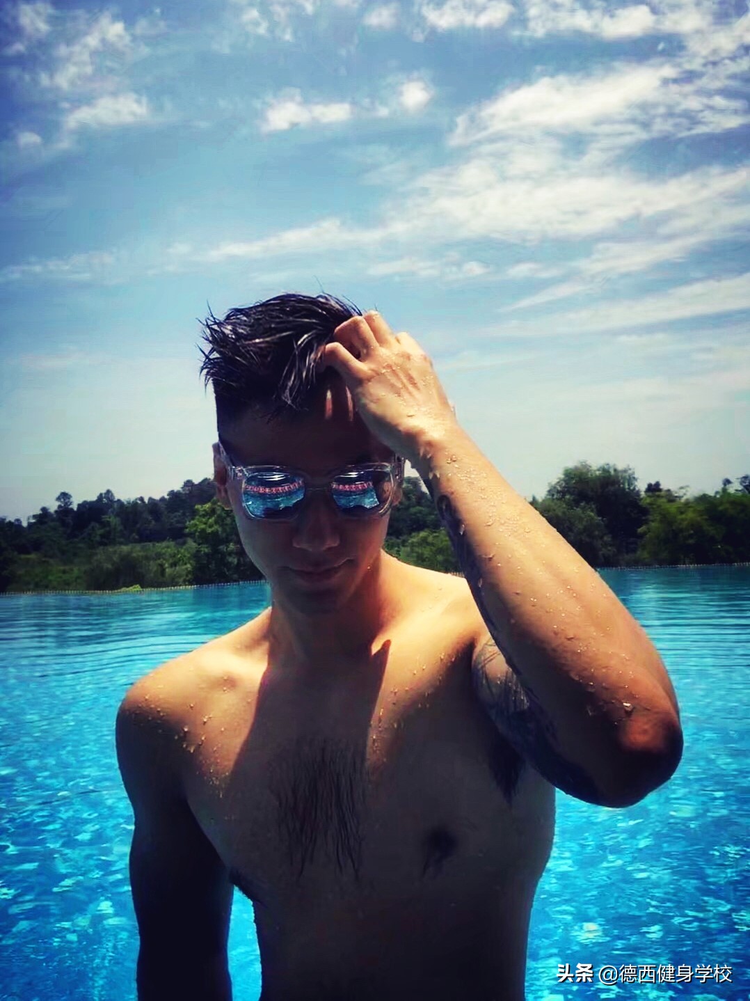 辞去高薪工作健身,辞掉工作去健身房