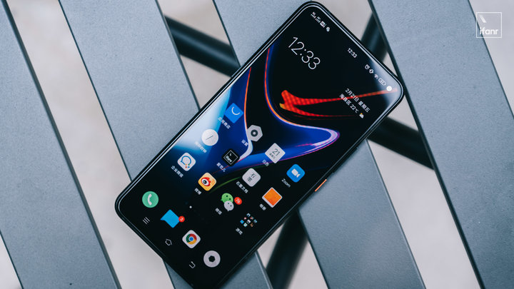 iqoo3全面曝光配置任性问鼎旗舰,iqoo3评测科技美学