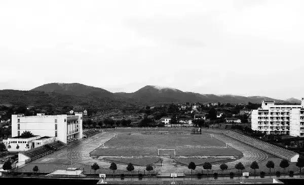 江苏省江浦高级中学在全国出名了,江浦高级中学要在全国出名了