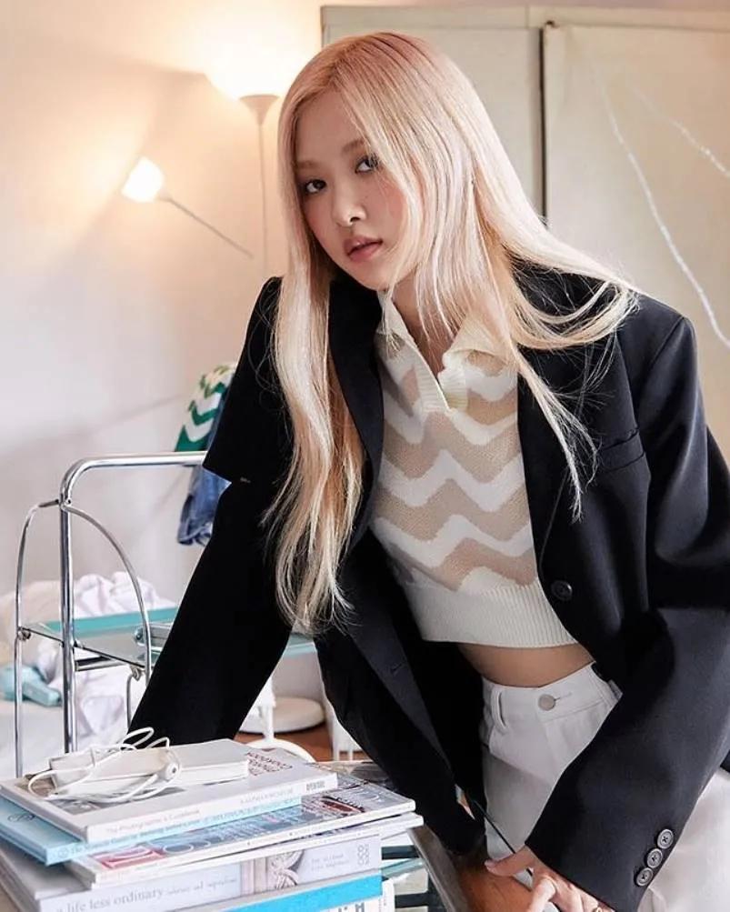 明星同款针织衫日常穿搭,秋天衣服推荐女毛衣