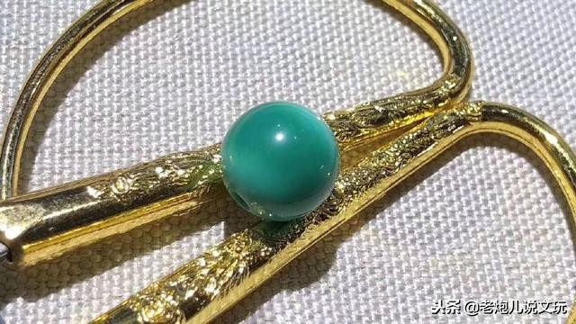 绿松石为什么盘着盘着就脏了,绿松石盘黄了能盘过来吗