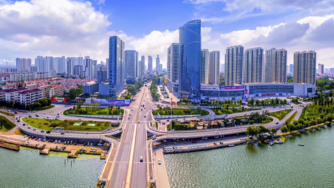 如果房价跌了你会考虑入手买房吗,如果房价都不涨早买还是晚买