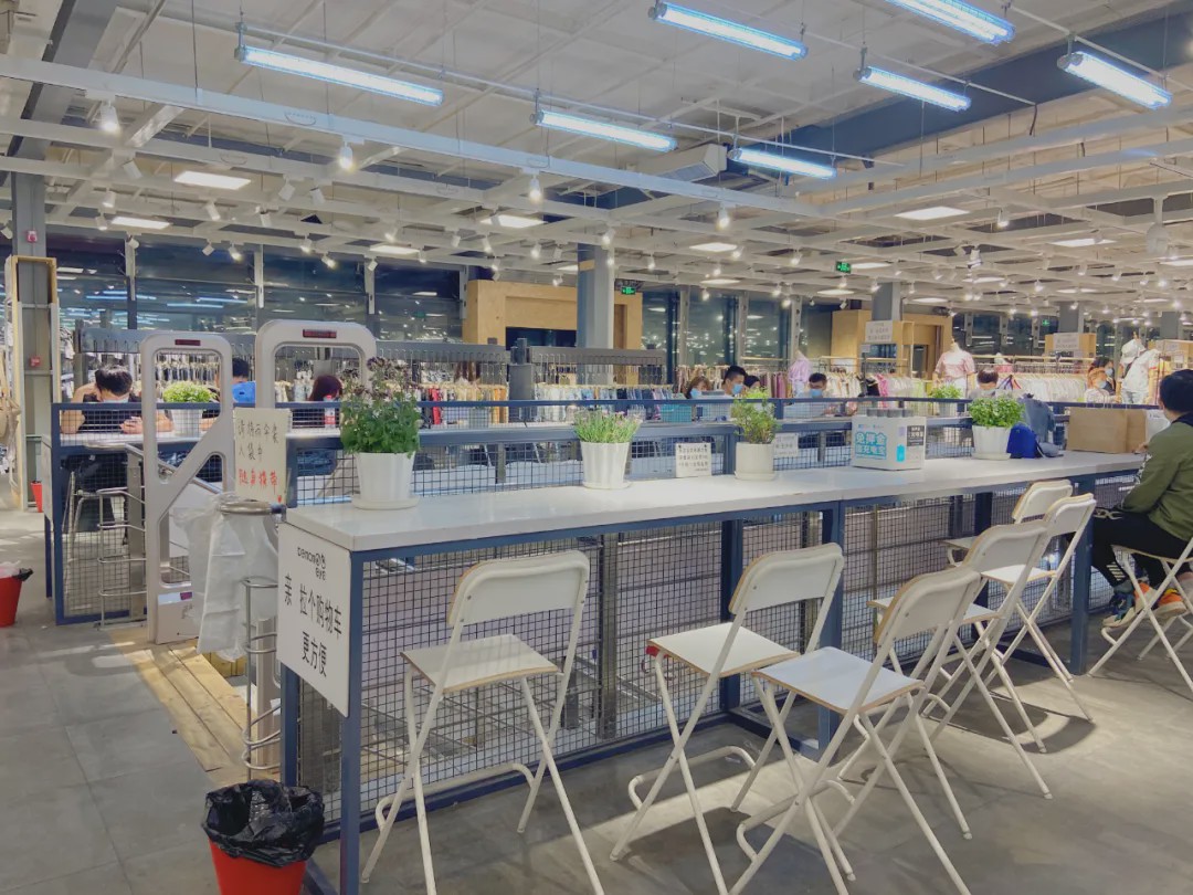 西安小众品牌服装店,西安时尚优雅女装街铺品牌