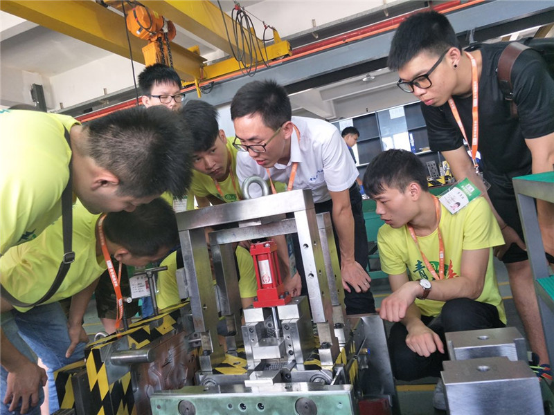 cnc数控加工培训课程,cnc数控操作员培训