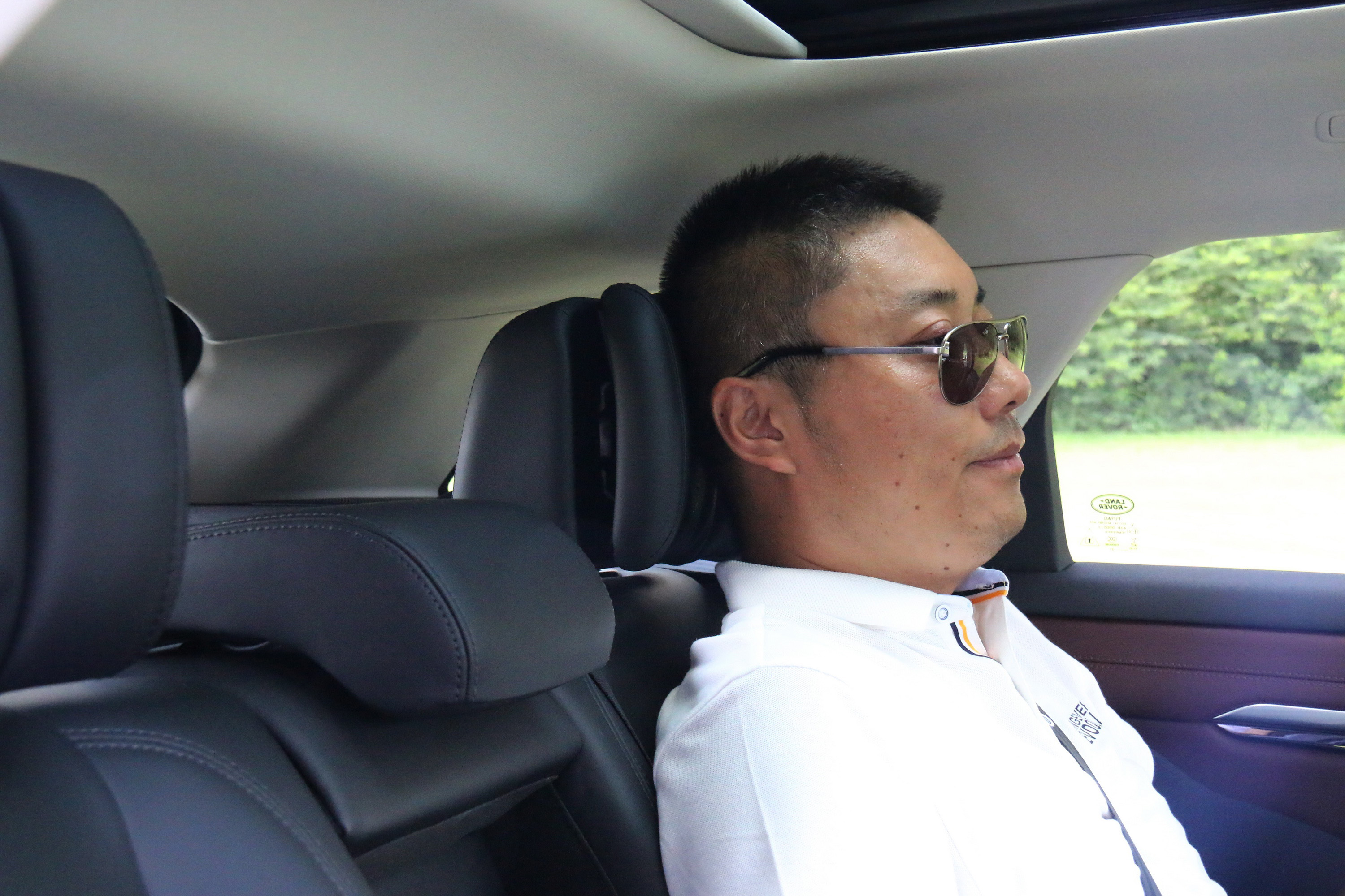 路虎揽胜极光l怎么样值得购买吗,2022路虎揽胜极光l值得买么