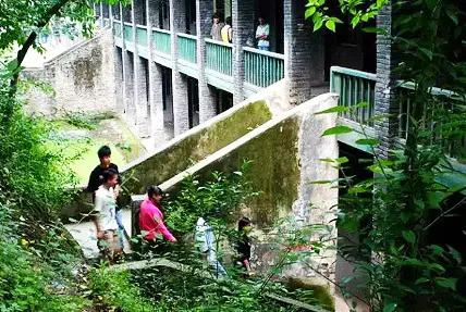 松桃民族中学2021年高考成绩喜报,松桃民族中学2019年高考喜报