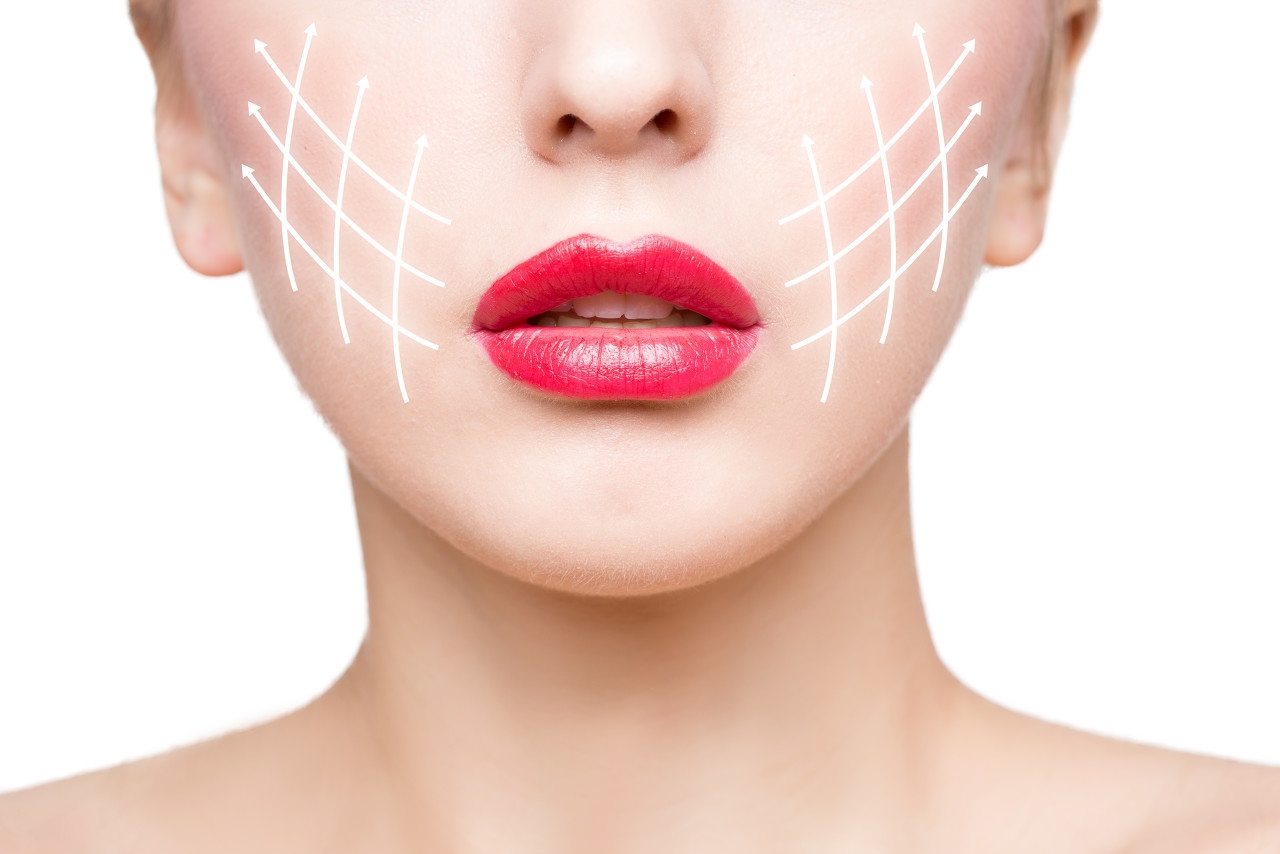 做完线雕感觉有刺扎脸,线雕后的凹陷怎么恢复