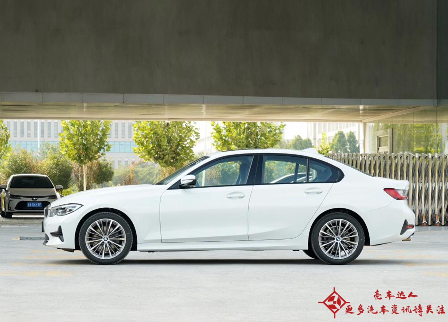 宝马320i怎么样？2.0T156马力，动力够用吗？