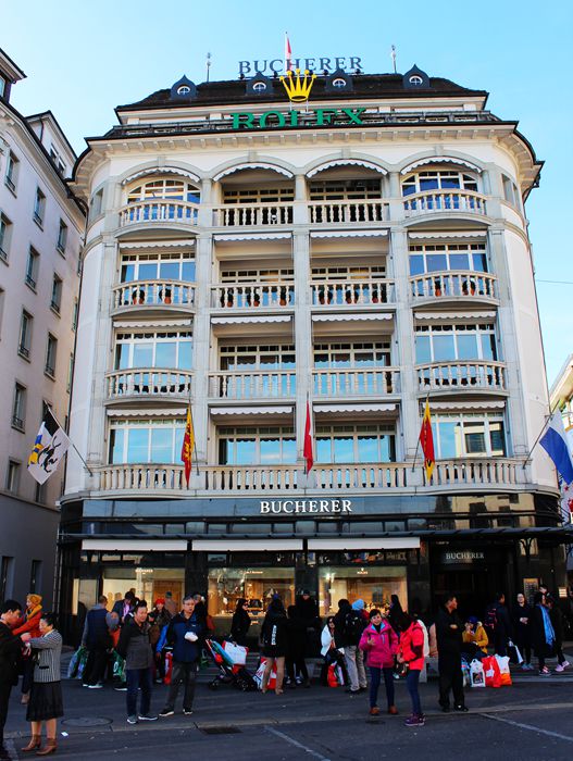 与意大利商人讨价旅游购物欧洲与亚洲国家不同的经营价值观