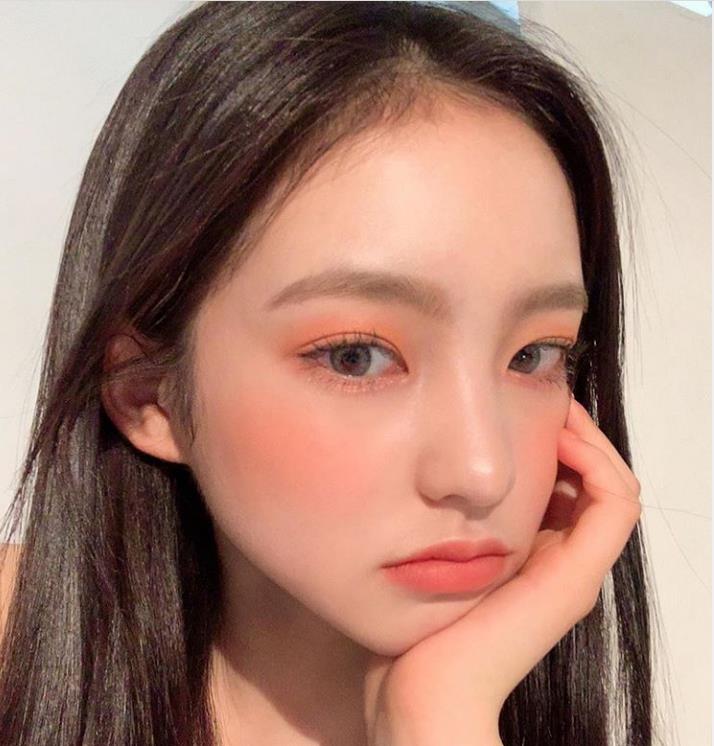 内双眼线画法新手简单眼线笔,眼线的画法教程眼线胶笔内双