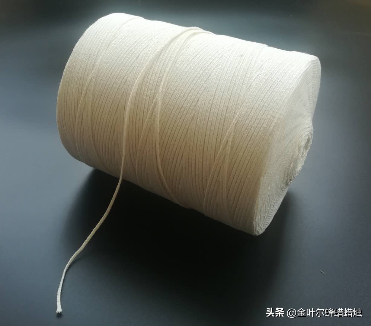 蜂蜡和蜡烛什么区别,蜂蜡蜡烛和石蜡蜡烛